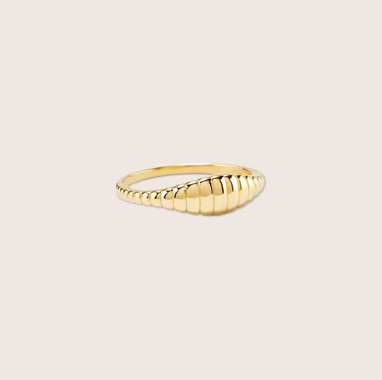 Croissant-Style Tail Ring