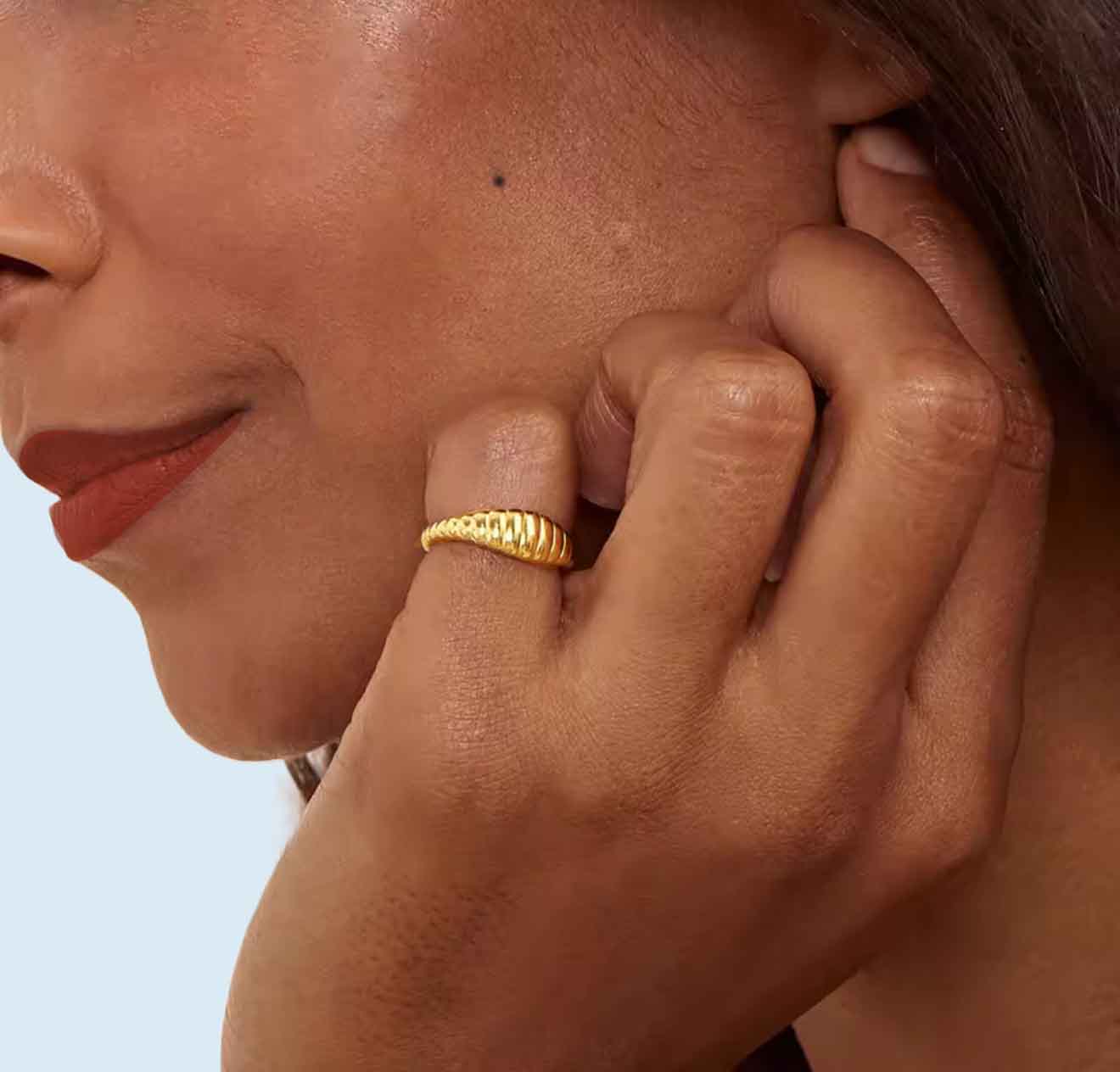 Croissant-Style Tail Ring