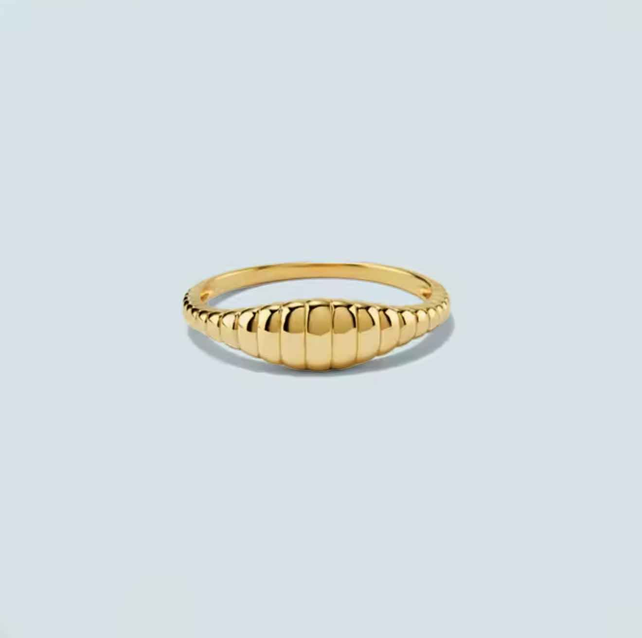 Croissant-Style Tail Ring