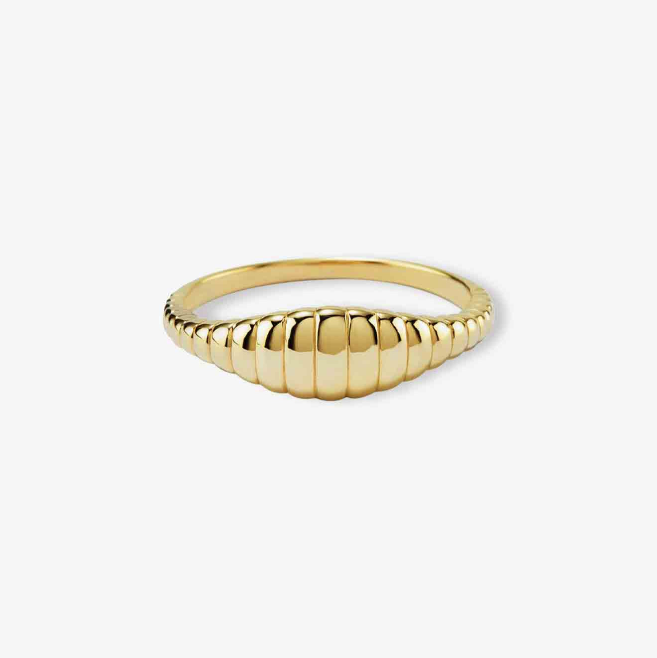 Gold-plated waterproof croissant-style tail ring, premium quality